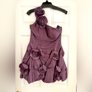 Romeo & Juliet Couture Dress. Evening Collection. Color DPurple. Size M. New!